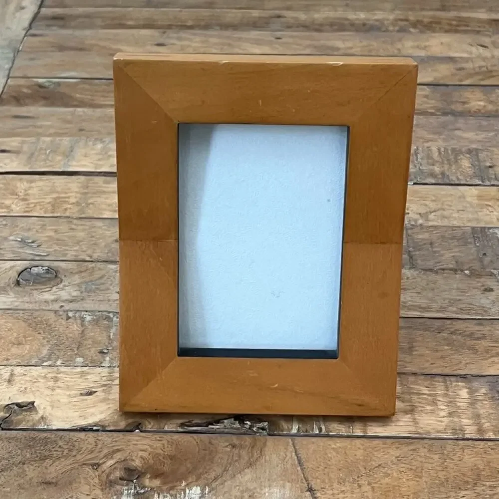 Smooth Wood Picture Frame 3.5 x 5 in Portrait and Landscape Minimalist Modern